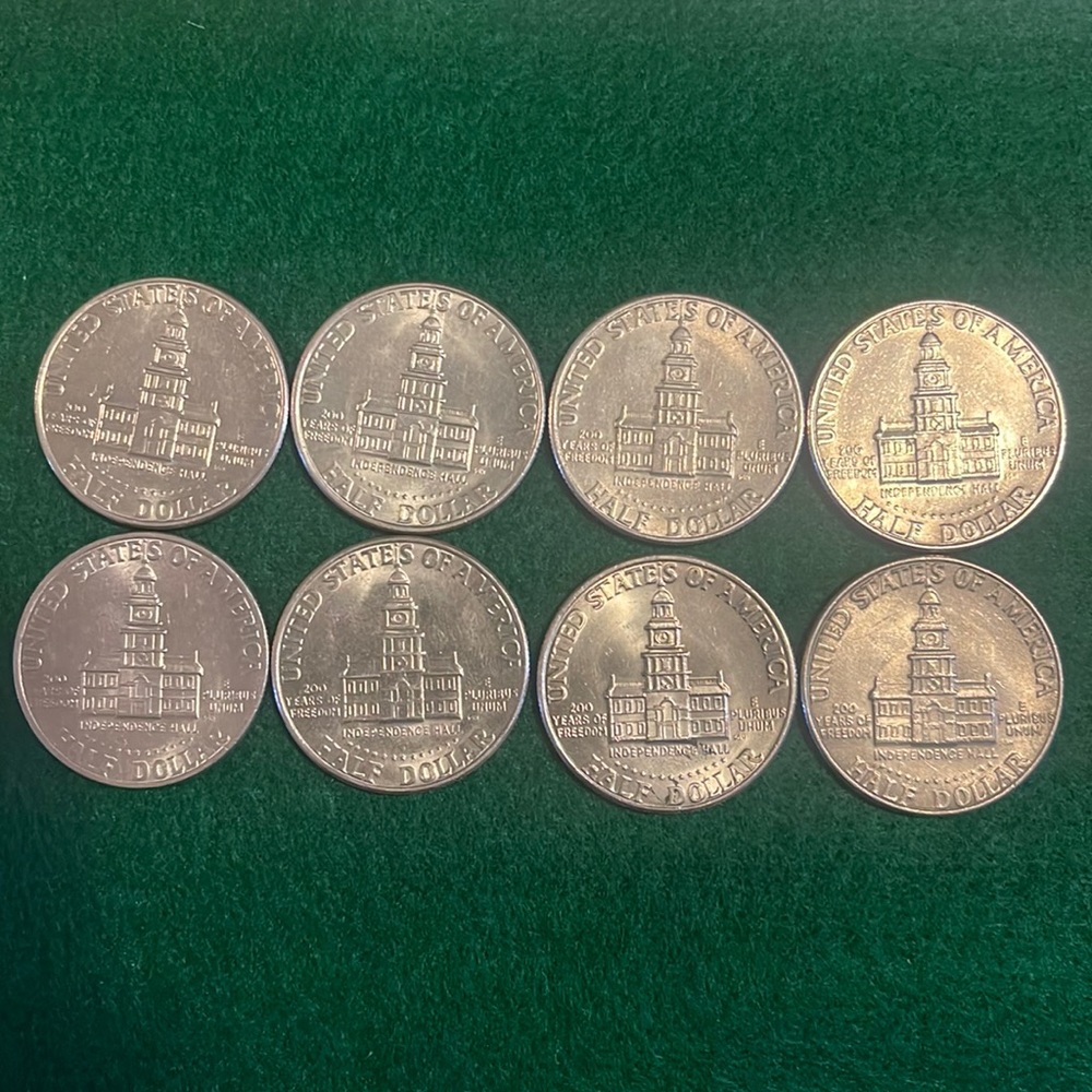 Lot of 8: 1776-1976 🇺🇸U.S. Bicentennial Half Dollars 50c ($0.50)